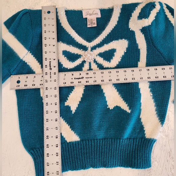 Vintage Jaclyn Smith sweater 80s 90s bow v neck beaded shoulder pads green blue - Picture 6 of 7